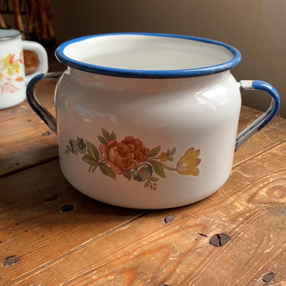 Antique Enameled Soup Cup - Picture 3 of 6